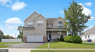 34 CENTER AVE, Burlington, NJ 08016