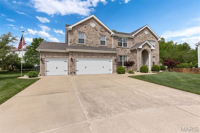 13 Macleod Court, Dardenne Prairie, MO 63368