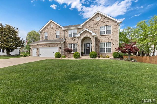 13 Macleod Court, Dardenne Prairie, MO 63368