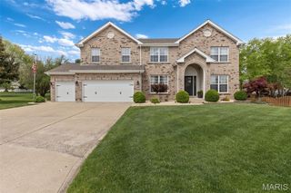 13 Macleod Court, Dardenne Prairie, MO 63368