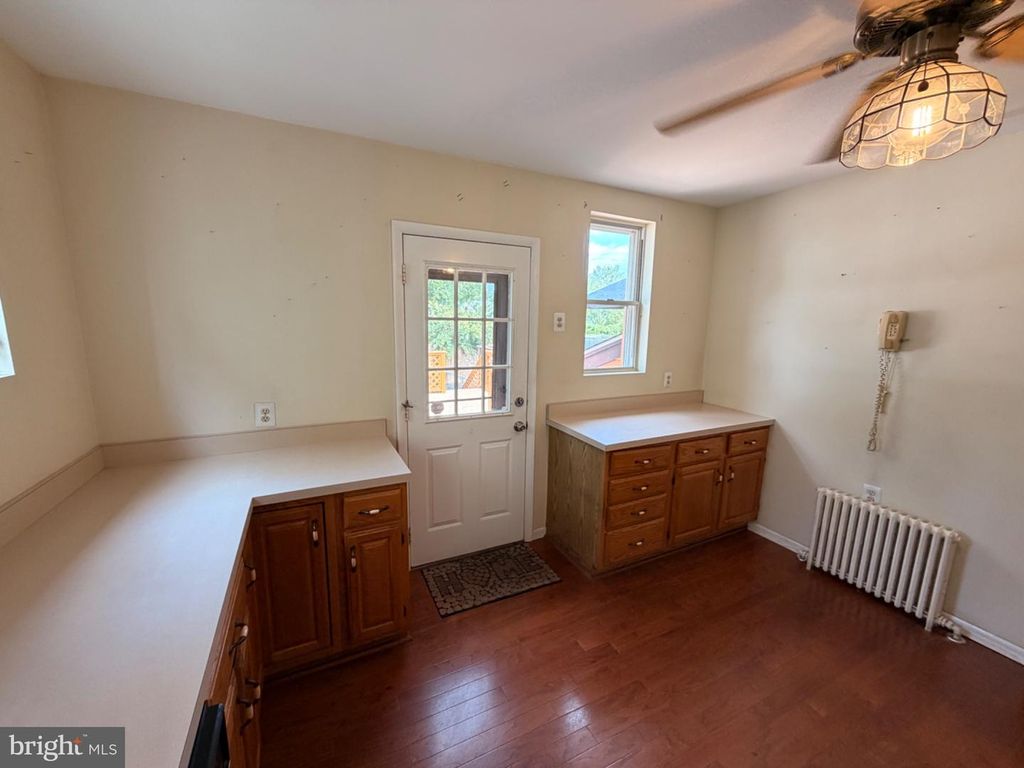 140 N LLANWELLYN AVE #1, GLENOLDEN, PA 19036 — photo 5