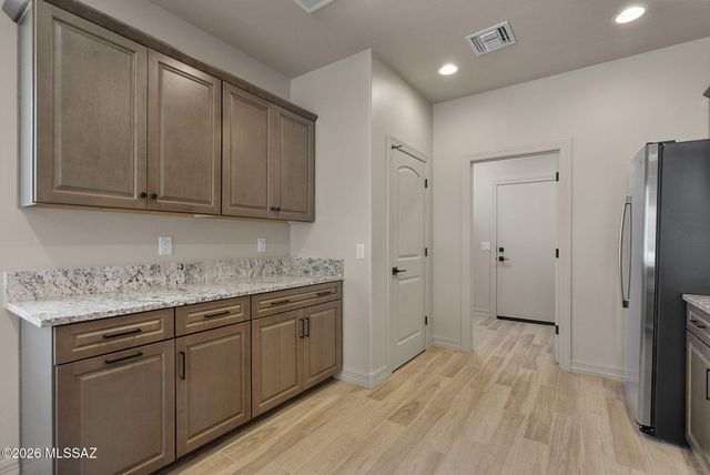 204 Market Circle, Tubac, AZ 85646