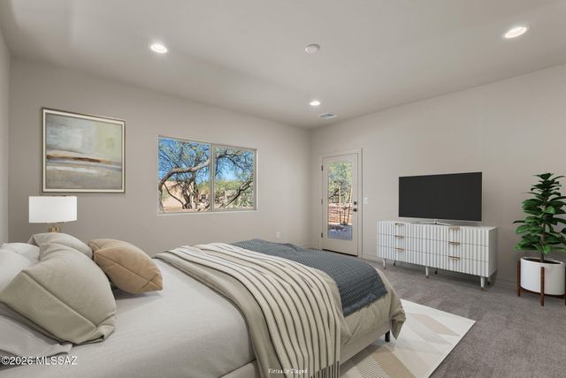 204 Market Circle, Tubac, AZ 85646