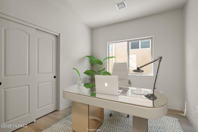 204 Market Circle, Tubac, AZ 85646