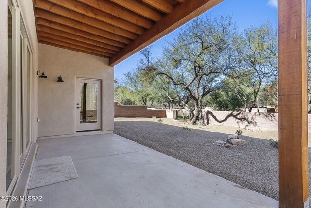 204 Market Circle, Tubac, AZ 85646