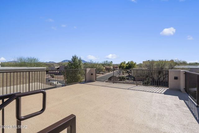 204 Market Circle, Tubac, AZ 85646