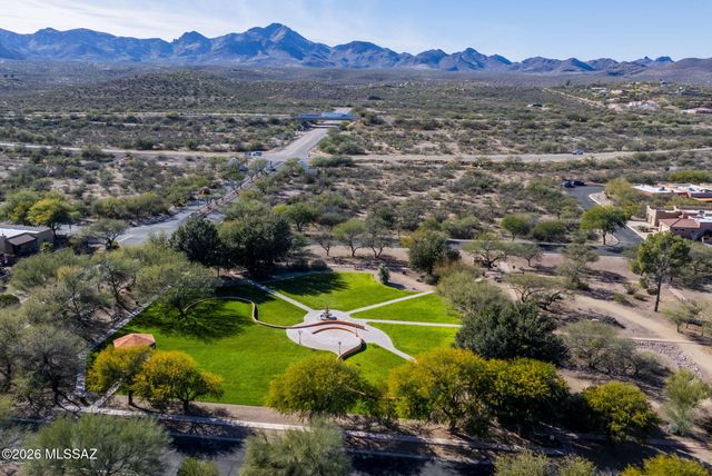 204 Market Circle, Tubac, AZ 85646