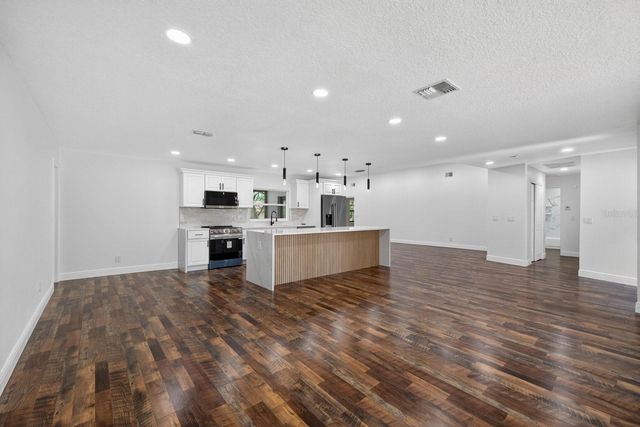56 BAY WOODS DRIVE, Safety Harbor, FL 34695