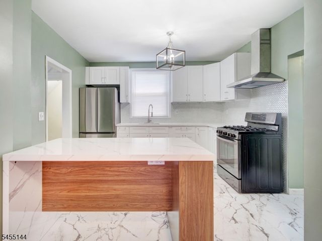 165 Randolph St, Carteret Boro, NJ 07008