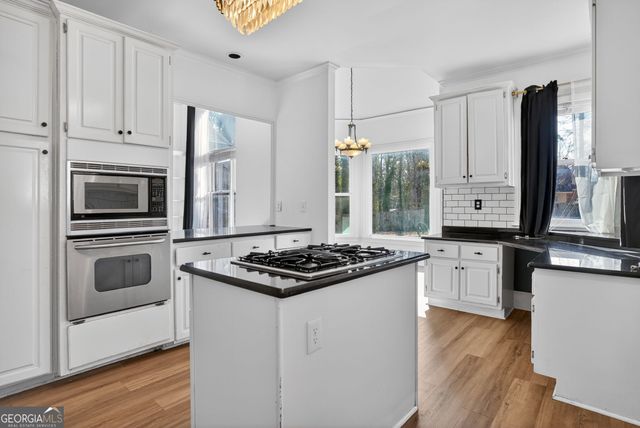 1000 Lake Forest Lane, Mcdonough, GA 30253