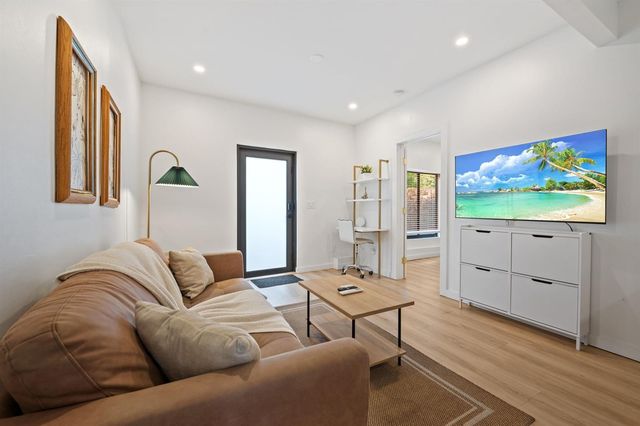 1620 NE 7th Street, Fort Lauderdale, FL 33304