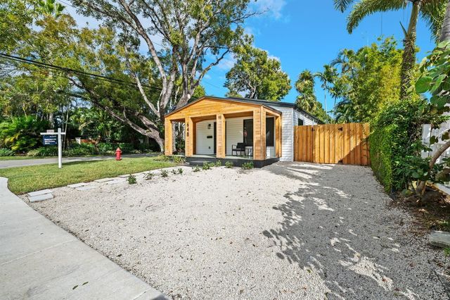 1620 NE 7th Street, Fort Lauderdale, FL 33304