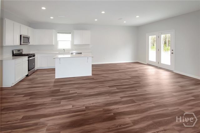 99 Cambium Circle, Richmond Hill, GA 31324