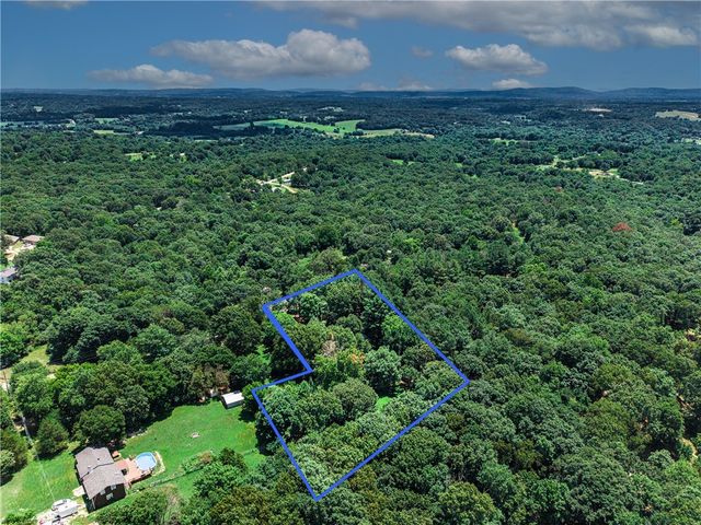 13653 Wheeler Heights Road, Fayetteville, AR 72704