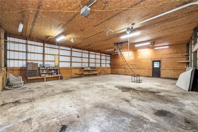 13653 Wheeler Heights Road, Fayetteville, AR 72704