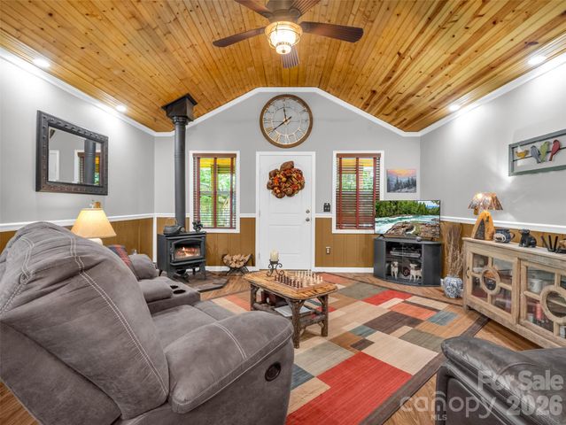 479 Camp Hill Road, Mill Spring, NC 28756