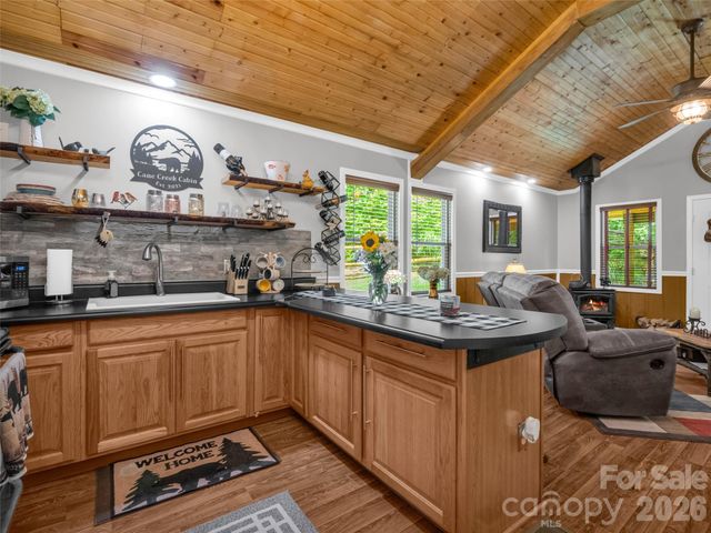 479 Camp Hill Road, Mill Spring, NC 28756