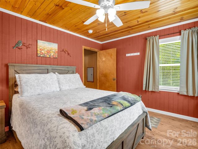 479 Camp Hill Road, Mill Spring, NC 28756