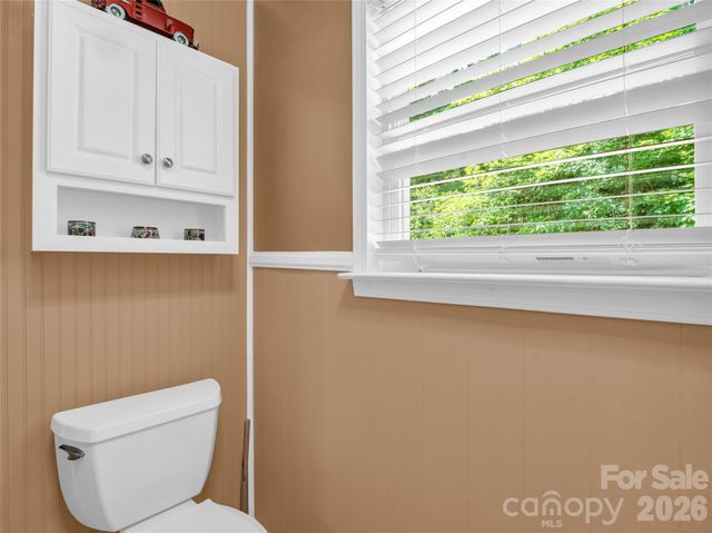 479 Camp Hill Road, Mill Spring, NC 28756
