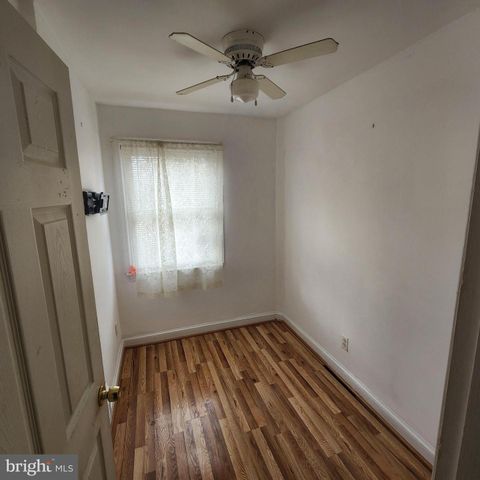 3128 LYNDALE PL SE, Washington, DC 20019