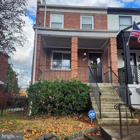 3128 LYNDALE PL SE, Washington, DC 20019