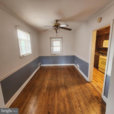 3128 LYNDALE PL SE, Washington, DC 20019