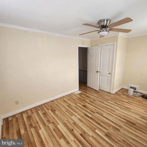 3128 LYNDALE PL SE, Washington, DC 20019