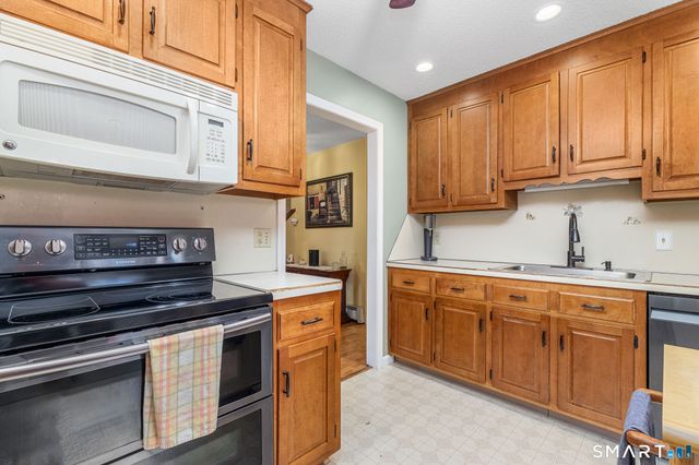 9 Gilead Road, Andover, CT 06232