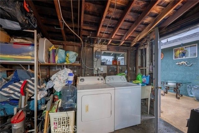 2136 W Clover, Anaheim, CA 92801