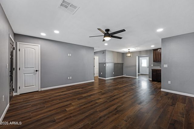 10013 W MISSION Lane, Sun City, AZ 85351