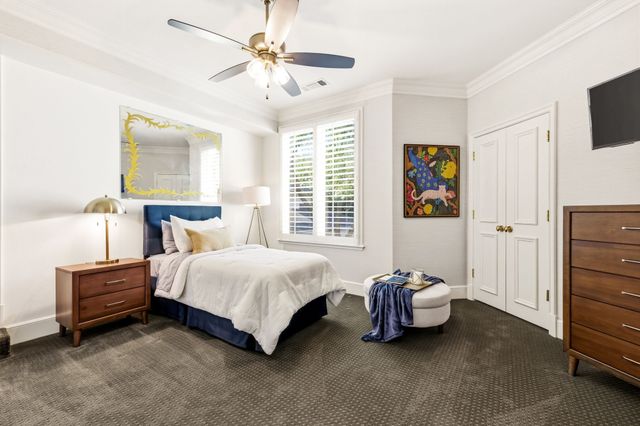 13 Downs Lake Circle, Dallas, TX 75230