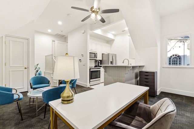 13 Downs Lake Circle, Dallas, TX 75230