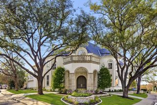 13 Downs Lake Circle, Dallas, TX 75230