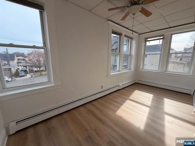536 Lake Avenue Apt 4, Lyndhurst, NJ 07071