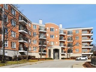 451 Town Place Circle 310, Buffalo Grove, IL 60089