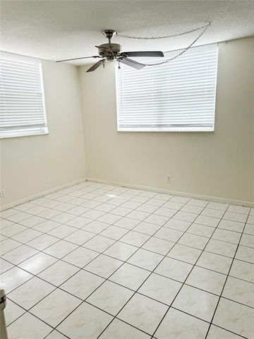 1830 Dixianna Street 201, Hollywood, FL 33020