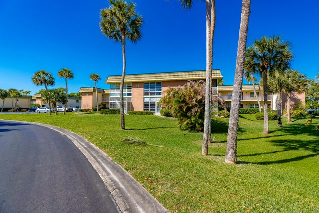 18 Vista Gardens Trail, Vero Beach, FL 32962