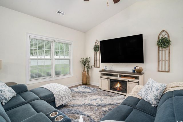 204 Baylee Circle, Galivants Ferry, SC 29544