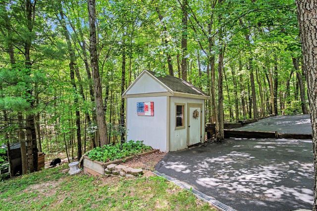 11793 W Baker Road, Greenville, MI 48838