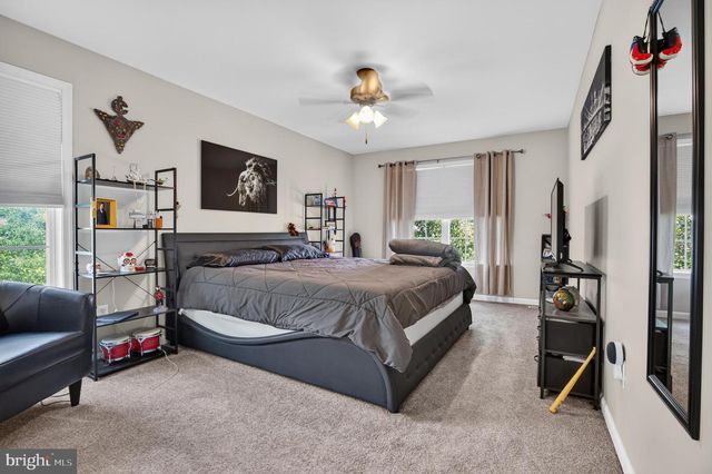10 BUCK LN, Upper Chichester, PA 19061