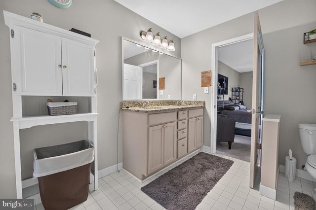 10 BUCK LN, Upper Chichester, PA 19061