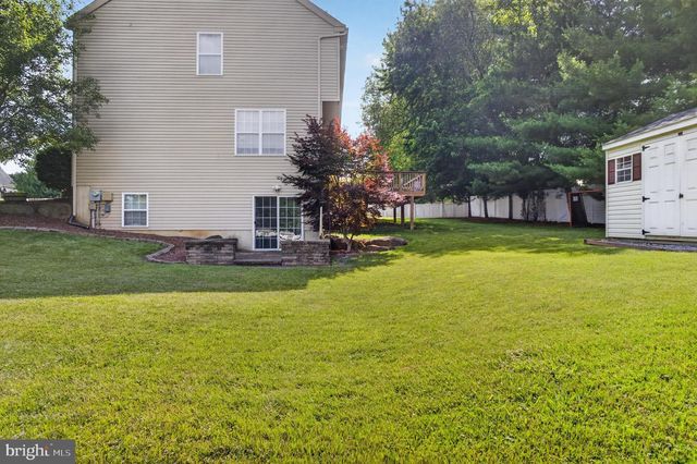 10 BUCK LN, Upper Chichester, PA 19061