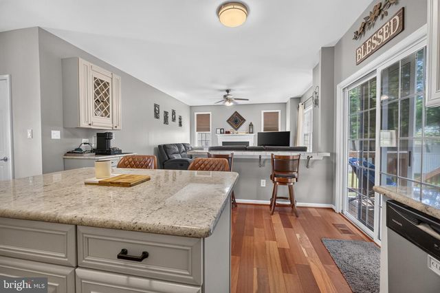 10 BUCK LN, Upper Chichester, PA 19061