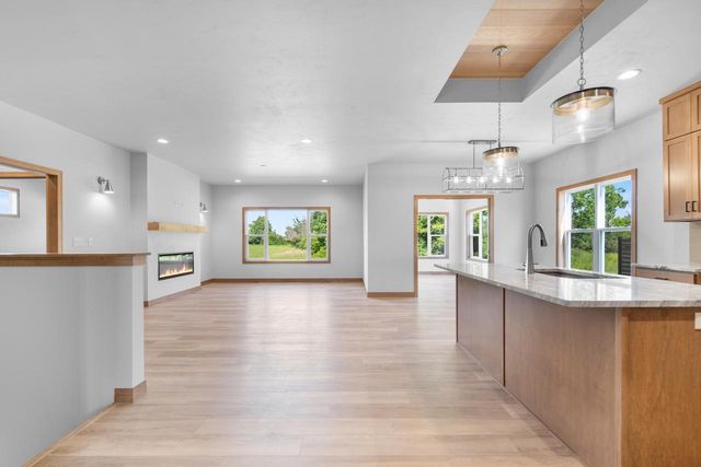 3117 LAZY OAK COURT, Green Bay, WI 54311