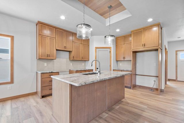 3117 LAZY OAK COURT, Green Bay, WI 54311