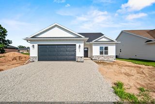 3117 LAZY OAK COURT, Green Bay, WI 54311