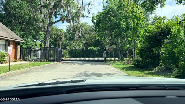 1681 Spring Garden Court S, Holly Hill, FL 32117