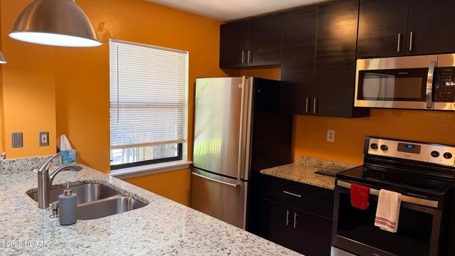 1681 Spring Garden Court S, Holly Hill, FL 32117