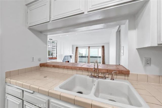5334 Lindley Avenue 219, Encino, CA 91316