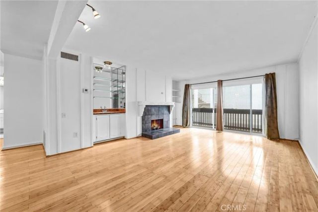 5334 Lindley Avenue 219, Encino, CA 91316